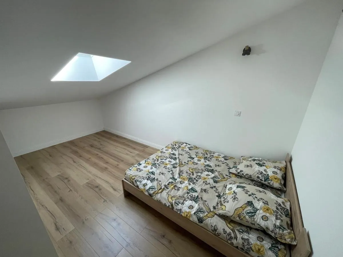 Apartment Appartement 6 Personnes - 04190 Les Mees France