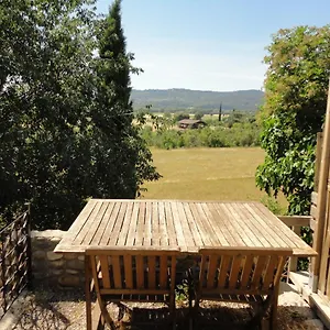 Joli Dans Village Calme En Provence Appartement